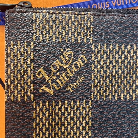 Louis Vuitton X Nigo Giant Pochette Jour GM - Picture 4 of 14